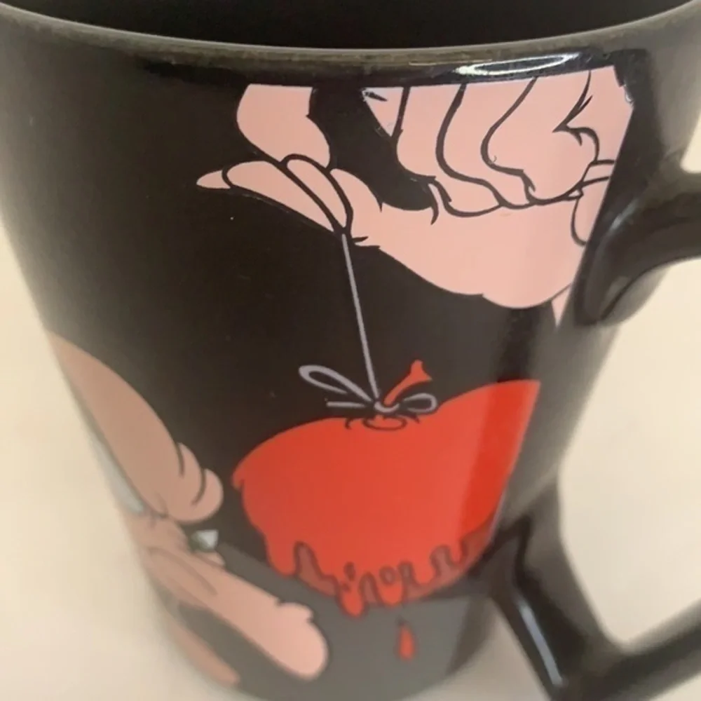 DISNEY, Halloween Coffee Cup